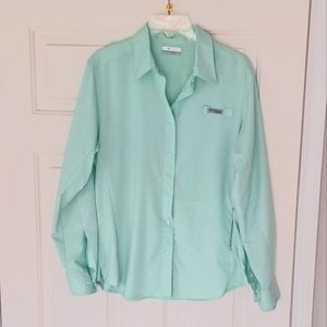Columbia PFG omni-shade lightweight golf sport travel womans shirt. Size L.